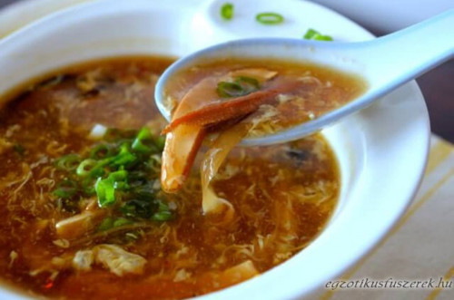 Kínai csípős-savanyú leves